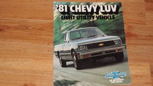 1981 chevy luv  original dealership sales brochure