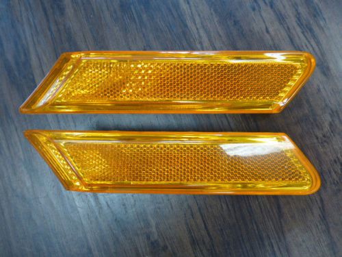 Porsche 911 997 and boxster amber side marker oem 997.631.038.02-997.631.037.02