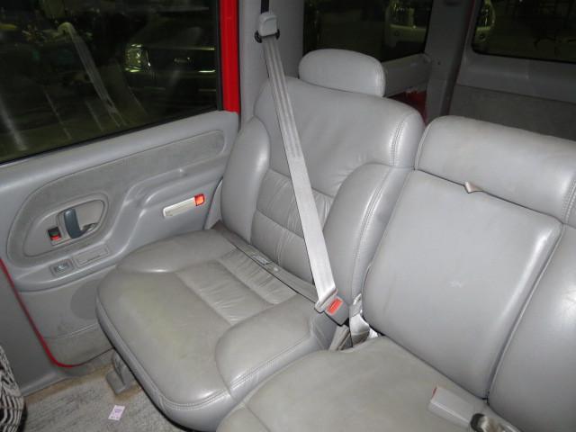 1997 chevy tahoe rear seat belt & retractor only rh passenger gray