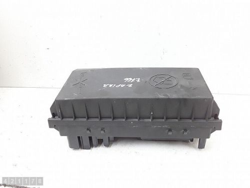 2013 opel zafira fuse box under the bonnet 13368645 1110132ab