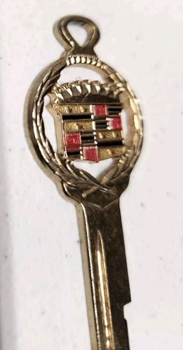 Vintage cadillac gold plated crest &#039;l&#039;  key blank