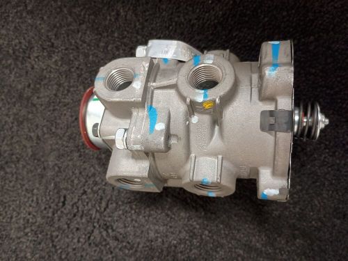 New genuine oem kenworth g90-1092-1 bendix dual brake foot valve 5018972 5019317