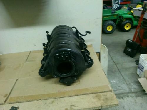 2000 2001 2002 2003 2004 2005 cadillac deville 4.6l v8 intake manifold plenum