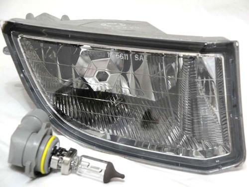 Toyota 2001 2002 2003 rav4 driving fog light lamp r h passenger side w/bulb new