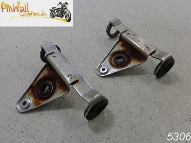 81 suzuki gs550t gs550 550 headlight mounting bracket ears