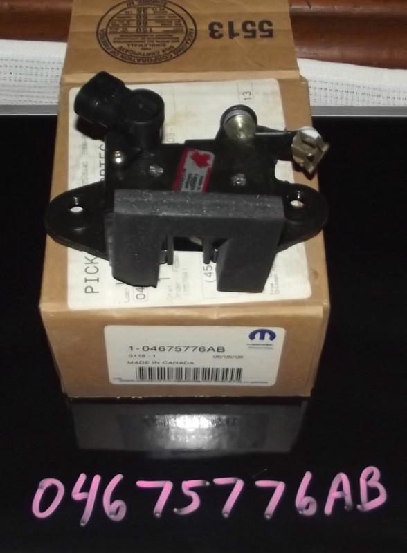 Mopar  04675776ab liftgate latch chyrsler plymouth dodge oem nos