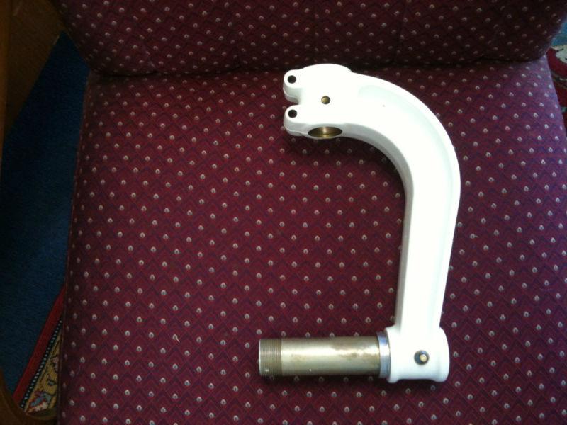 Beechcraft parts; beechcraft skipper nose fork & axle; (new)