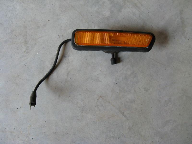 Parting out 1989 porsche 944 oem factory front drivers side marker light side