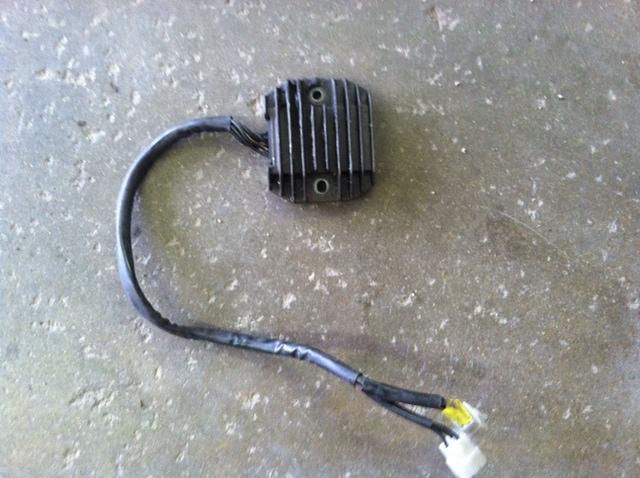 05 06 kawasaki ninja zx6r zx6 r 636 voltage reguator rectifier oem fast shipping