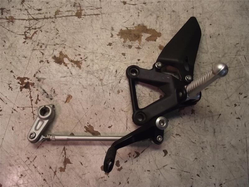 2009 ducati 1198 ducati 848 / 1098 / 1198 left side peg  oem 848 1098 1198 1198s