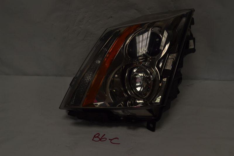 Cadillac cts 2008-2009-2010-2011-2012 drivers  side oem  headlight oem