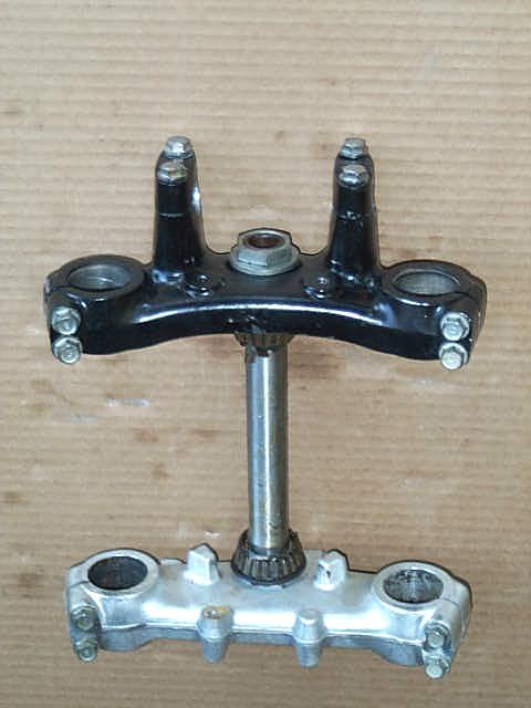 Vintage 1981 honda xr500 triple tree clamps with stem xr500r xr xl 250 500 500r