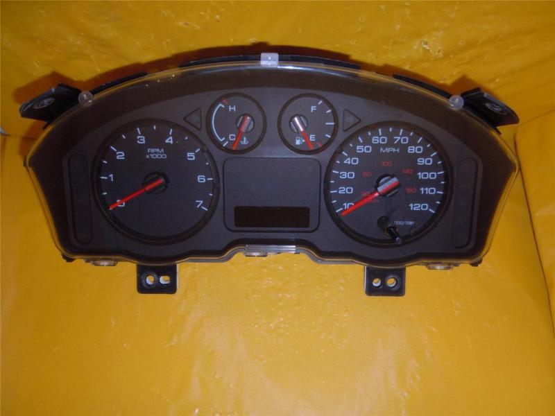 05 freestyle speedometer instrument cluster dash panel gauges 118,939