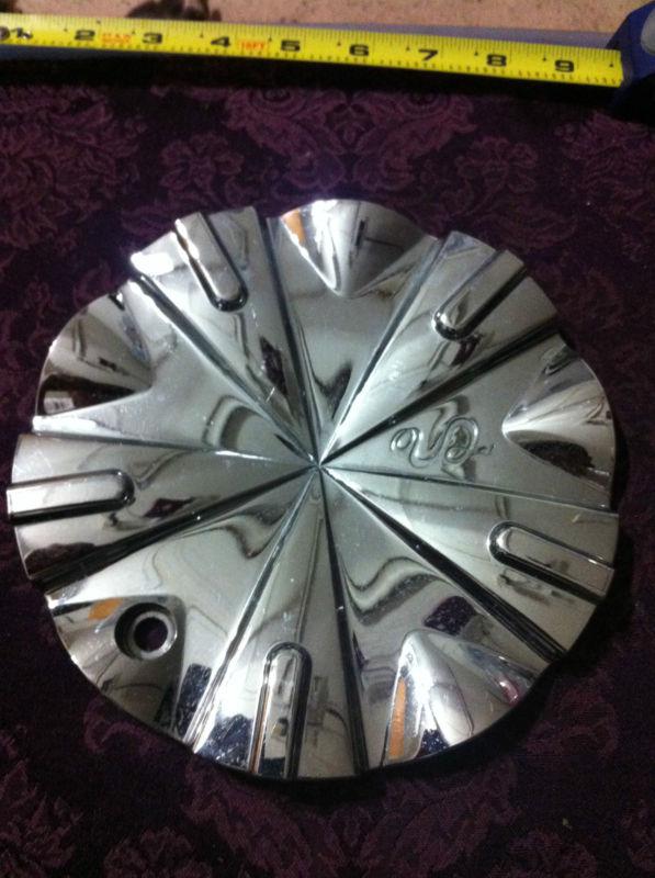 1 u2 wheels chrome center cap part# mcd8079ya01  stock# 245