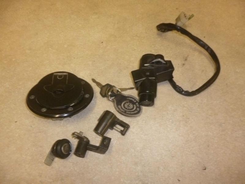  2006 kawasaki concours zg1000 zg 1000 lock set ignition key switch gas cap 3210