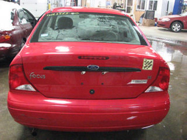 2000 ford focus tail lamp light right