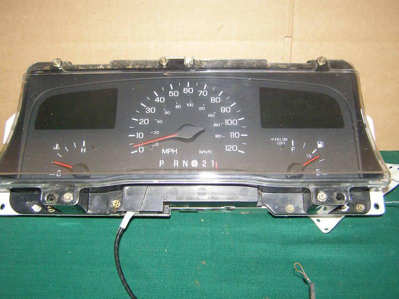 1999 lincoln town car speedometer cluster  digital