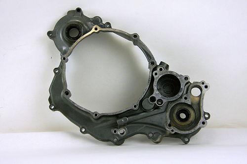 Inner clutch case 1998 yamaha yz400f yz 400f waterpump housing oem