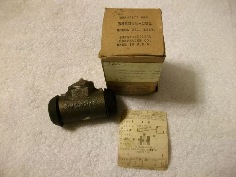 Ihc international harvester mt131 brake wheel cylinder nos 388066c91