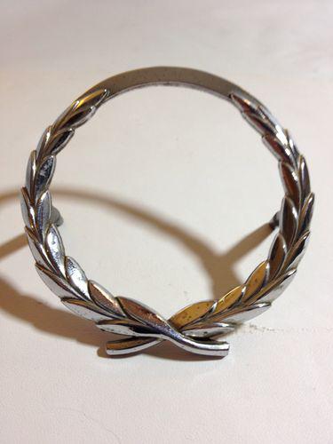 Vintage rare cadillac wreath as a complete circle - 3" diameter-stored 30 years