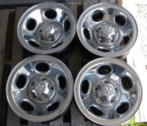  dodge 15" chrome wheel - 5 lug wheel (oem)