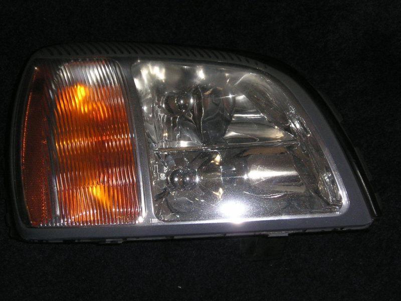 00-03 cadillac deville front headlight right passenger gm 25717170 oem 