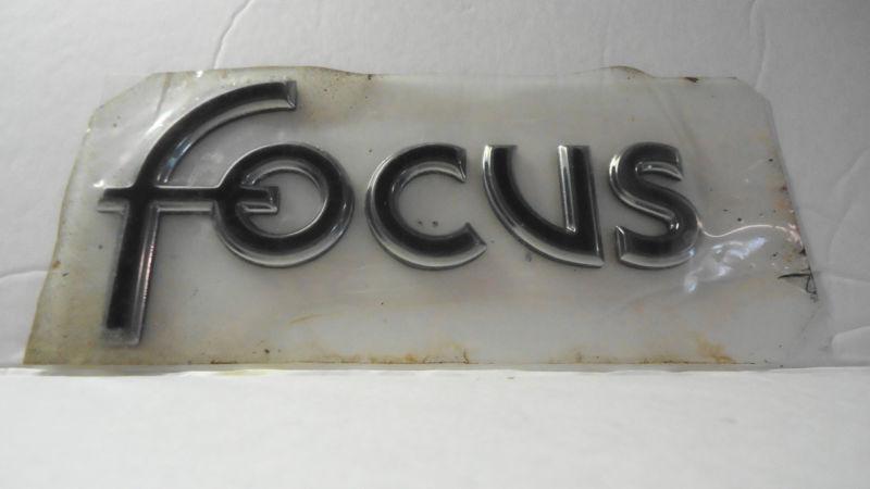 New oem ford "focus" script emblem fits 2000-2004 trunk ys4z-5442528-bb chrome