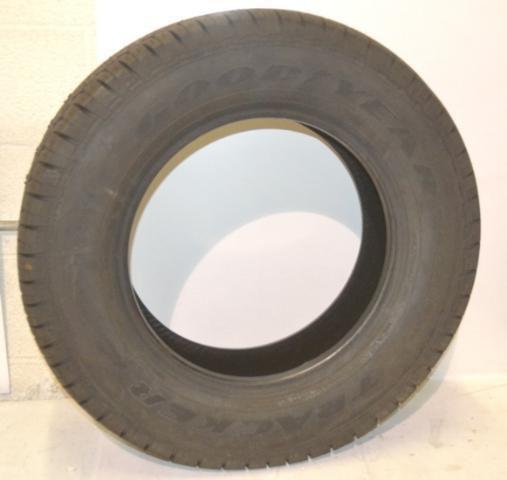 Goodyear 215/70r16 tracker 2