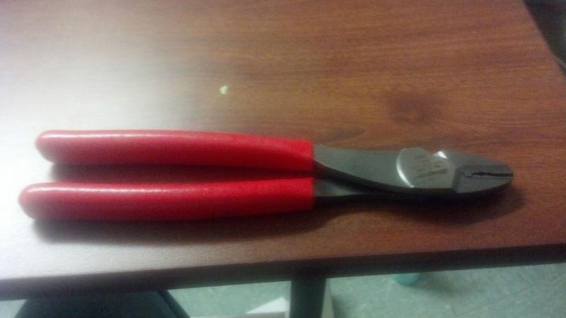 Snap on wire crimpers an cutter large size 22-10awg wire usa made