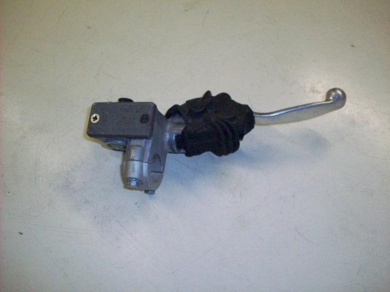 2002 yamaha wr250f front master brake cylinder  with lever oem