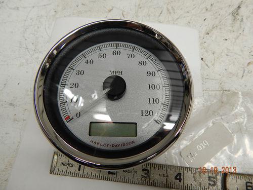 Harley road glide street silver speedometer 67261-04a guage classic ultra 900 mi