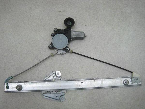 Nissan moco 2006 front right door regulator [2713120]