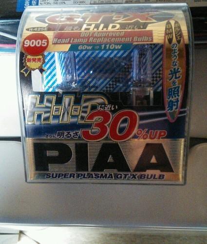 Piaa super plasma gt-x 9005/hb3 halogen headlight bulbs twin pack white gtx