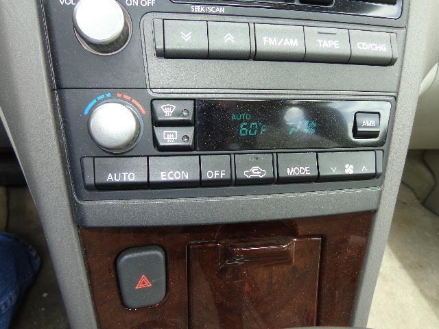 Temperature control 01 nissan maxima, w/auto ac