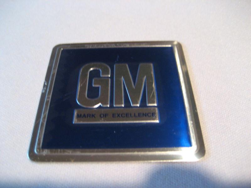 Corvette gm mark of excellence embossed aluminum decal (1), 1967