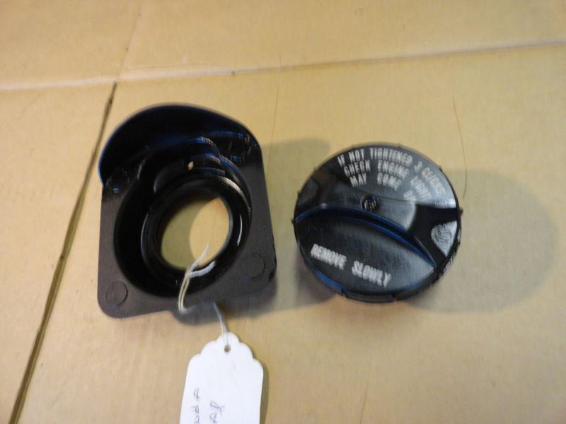 01 02 honda accord lx sedan fuel filler gas cap oem