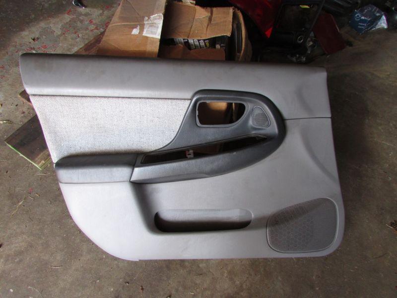 01 02 03 subaru outback sport ds door panel