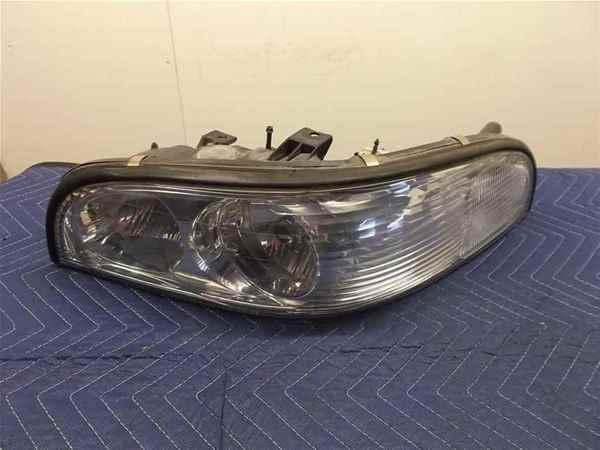 1997-2005 buick park avenue headlamp lh oem lkq