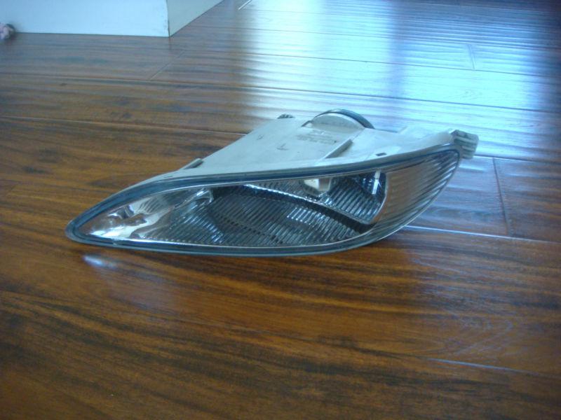 05 06 07 08 09 toyota corolla  fog light oem  lh (driver)