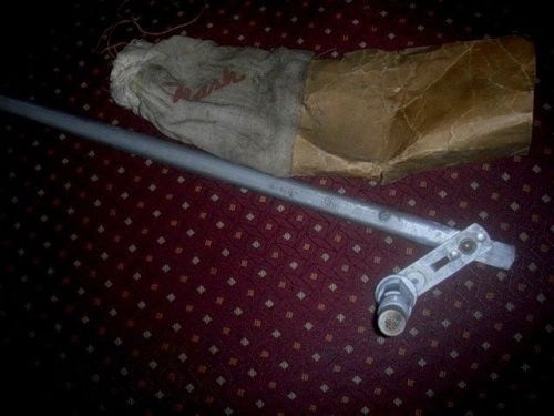 Amc nash ambassador &amp; statesman windshield wiper pivot shaft 1952-1954 rh