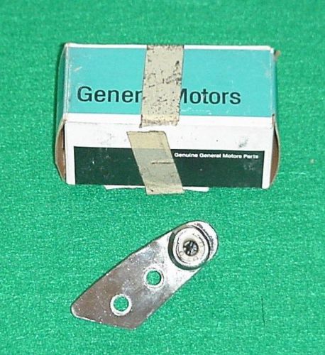 Nos 77 78 79 corvette chrome t top rear alarm switch right rh 473238 lock plate