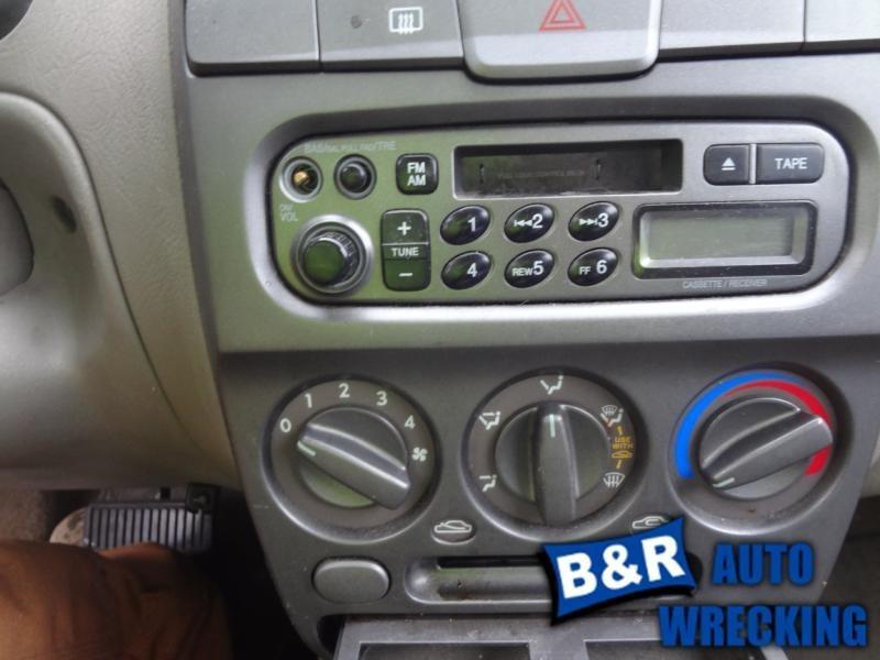 Radio/stereo for 00 01 hyundai accent ~ am-fm-stereo-cass oval face plate