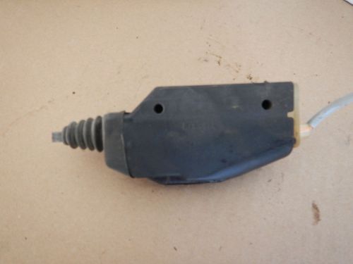 1994-1999 land rover discovery 1 cargo door lock actuator