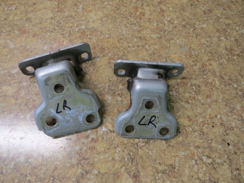 02-05 land rover freelander lr driver rear door hinges upper &amp; lower