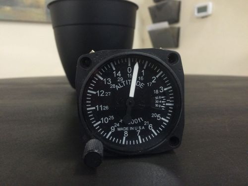 Uma aircraft altimeter gauge, 2 1/4&#034; 0-30,000 ft, in hg, non-tso, part #5-410-30