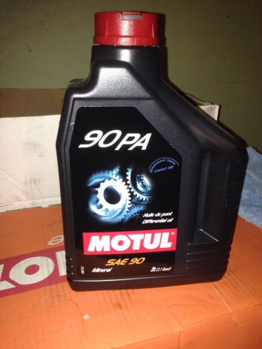 Motul 90 pa 2-pack extreme pressure limited-slip differential lubricant - 2l