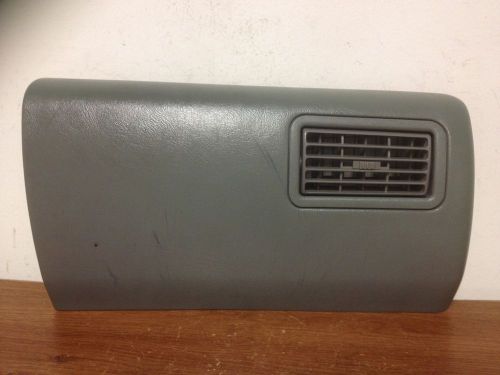 1995 chevrolet blazer 4dr glove box door