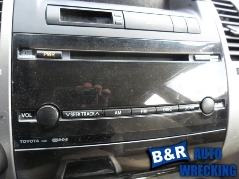 Radio/stereo for 04 05 06 prius ~ recvr w/cd w/o cass marked 51807 on radio face