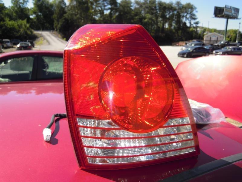 04 05 06 elantra l. tail light qtr mtd sdn