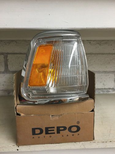 Toyota pick-up 2wd 1989-91 right corner light